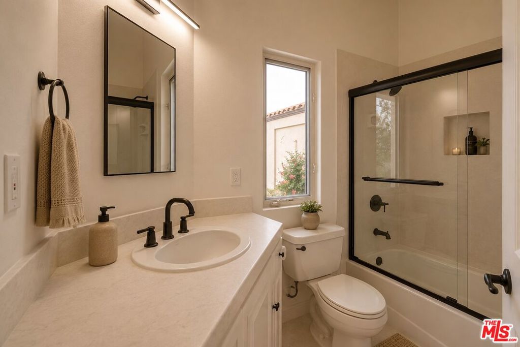 MLS #26867147 image #15