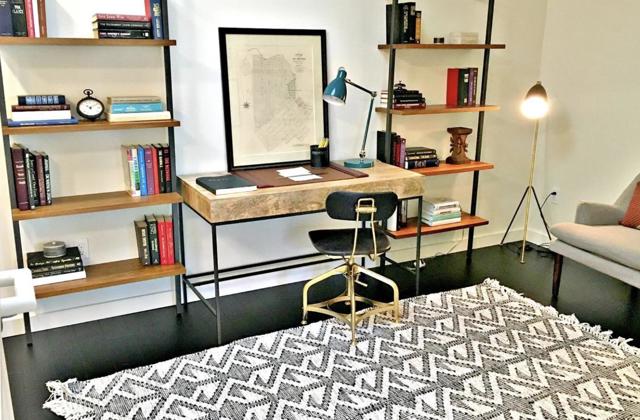 555 Innes Avenue, San Francisco CA: https://media.crmls.org/mediaz/0d6d5f1a-58bc-4435-be77-ba14ac747820.jpg
