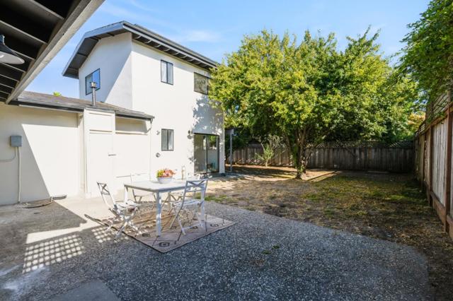 421 Oxford Way, Santa Cruz CA: https://media.crmls.org/mediaz/0d6e067f-f4f5-4932-8354-18317c4f0fd1.jpg