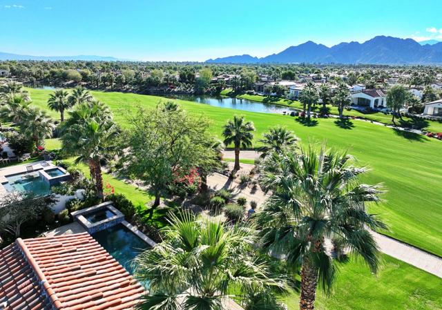 75757 Via Stia, Indian Wells CA: https://media.crmls.org/mediaz/0d6f3471-28ec-4070-b7b4-f5ef0fdb8c91.jpg