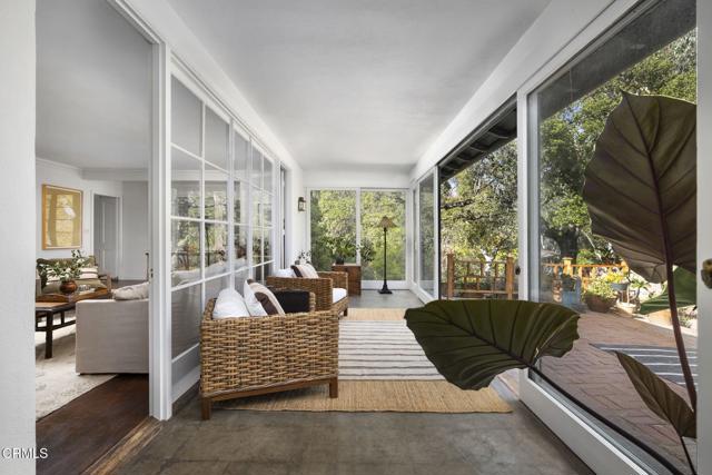 Detail Gallery Image 23 of 53 For 1556 Scenic Dr, Pasadena,  CA 91103 - 2 Beds | 1 Baths