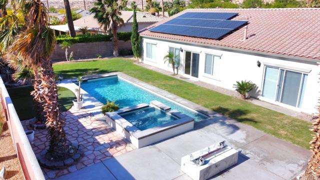 3664 Vista Verde, Palm Springs CA: https://media.crmls.org/mediaz/0d6f5bed-bce2-408f-9214-99fcf6b3806c.jpg