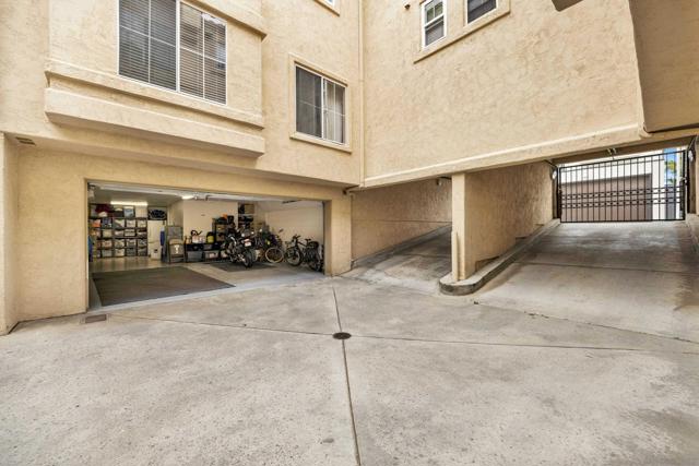 3736 Promontory St, San Diego CA: https://media.crmls.org/mediaz/0d6fea5b-c81b-4cc6-a265-4cc8b9497574.jpg