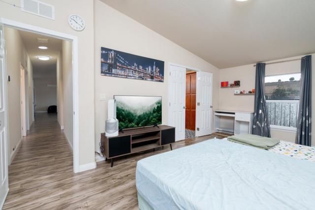 417 Chateau La Salle Dr., San Jose CA: https://media.crmls.org/mediaz/0d705aba-0bdf-44fa-8738-3b8a4d2ce312.jpg