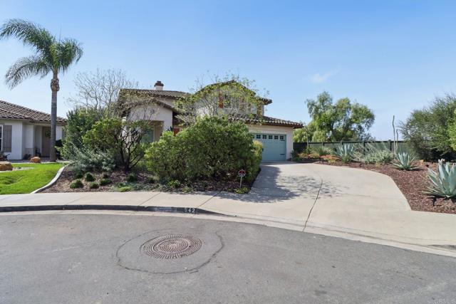 542 Lee Circle, Chula Vista CA: https://media.crmls.org/mediaz/0d70afa6-fb7b-4338-a9bd-07300453d16d.jpg