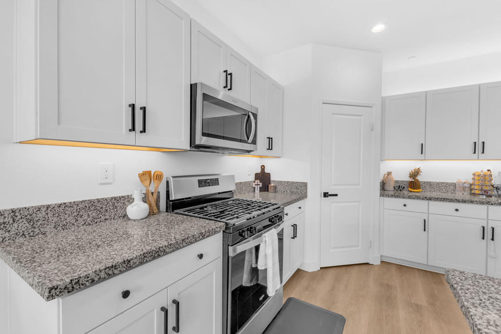 MLS #219138631DA image #13