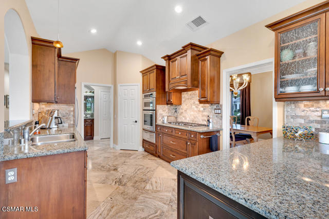 782 Emerson Street, Thousand Oaks CA: https://media.crmls.org/mediaz/0d7251ff-28b6-4710-9843-db3ef15a00bf.jpg