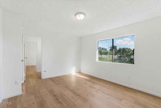 3630 Dallas Drive, Oxnard CA: https://media.crmls.org/mediaz/0d7345b5-7880-4c94-9a40-db0cd7d1031d.jpg