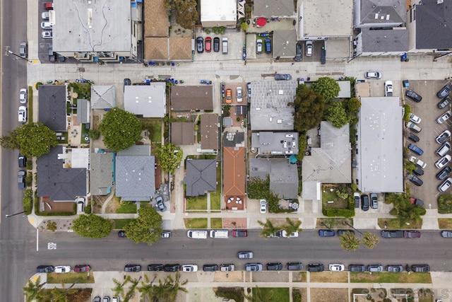 849 851 Missouri St, San Diego CA: https://media.crmls.org/mediaz/0d742068-6b78-4170-a1df-d9411d850494.jpg