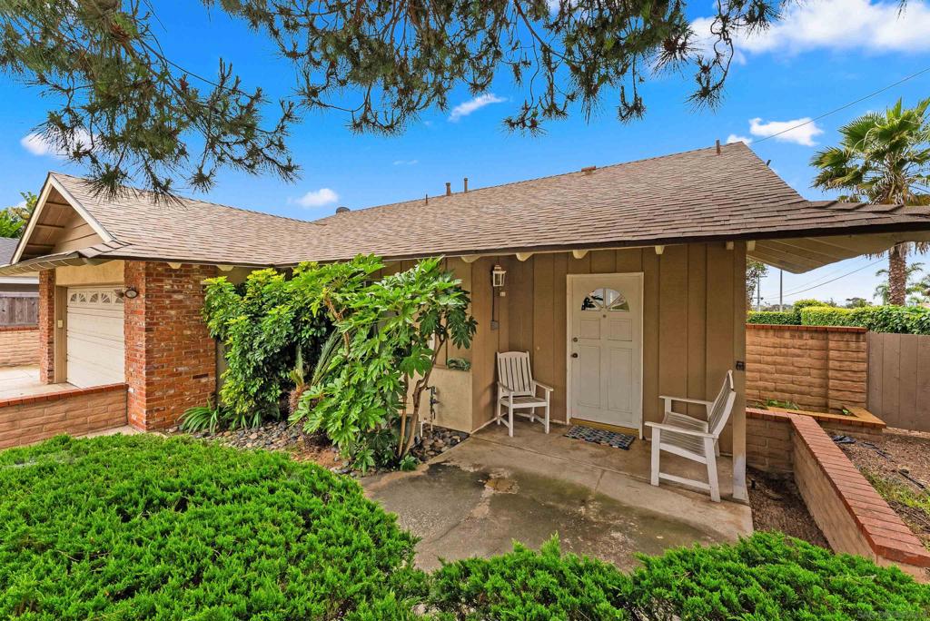 MLS #250030162SD img 3