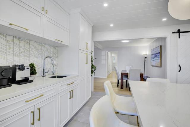 667 Cuesta Drive, Los Altos CA: https://media.crmls.org/mediaz/0d7548ae-4420-4e83-9a1b-c155dc67b364.jpg