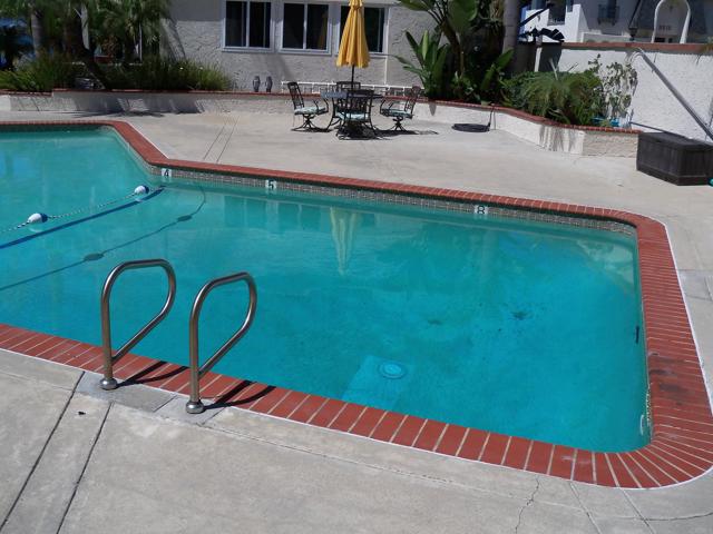 3920 Riviera Drive, San Diego CA: https://media.crmls.org/mediaz/0d757ae9-cca7-4ebc-bd71-45a57080a47b.jpg