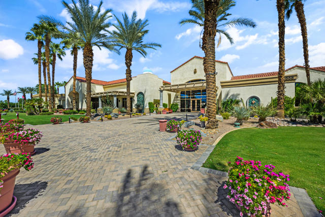 39743 Camino Templado, Indio CA: https://media.crmls.org/mediaz/0d7591f6-18da-417e-9fa8-f4541ff2a8cc.jpg