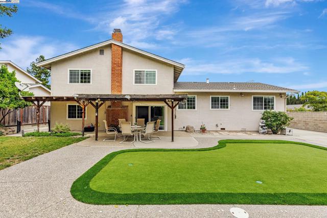 502 Cartagena Ln, San Ramon CA: https://media.crmls.org/mediaz/0d7629aa-803c-49b3-9123-760c96e995ce.jpg