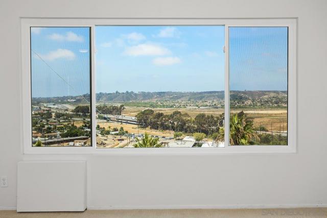 3606 Vista Rey, Oceanside CA: https://media.crmls.org/mediaz/0d77489b-5be5-4ea2-90a0-097c889f1e4f.jpg