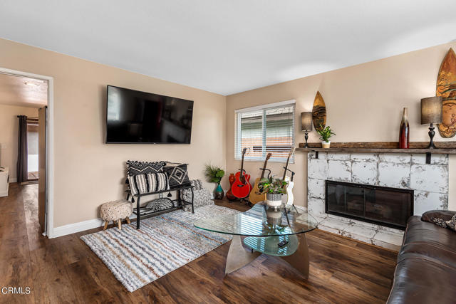 Detail Gallery Image 9 of 28 For 1129 Glenbridge Cir, Westlake Village,  CA 91361 - 2 Beds | 2 Baths