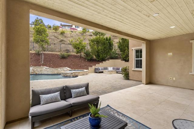 702 COSTA DEL SUR, San Marcos CA: https://media.crmls.org/mediaz/0d778331-8a81-4910-9c6f-3d6edb2b1160.jpg