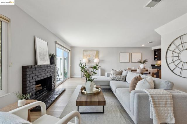 93 Thousand Oaks St, Oakland CA: https://media.crmls.org/mediaz/0d782996-3728-408e-af6c-1841c003d22e.jpg