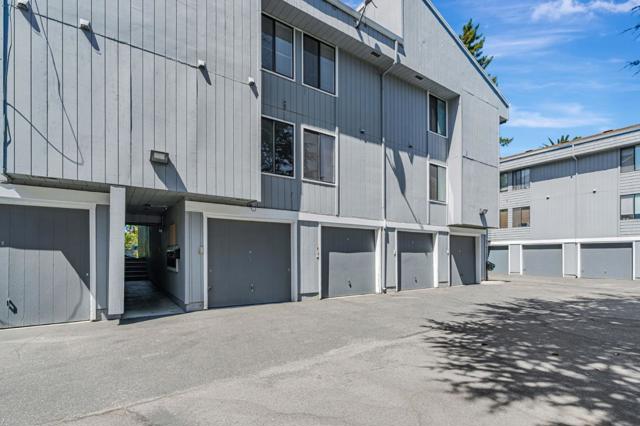 4020 Williams Road, San Jose CA: https://media.crmls.org/mediaz/0d7853f5-f373-4ec8-8802-ed6e496e1c4c.jpg