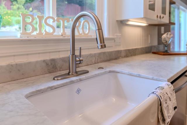 1203 Linda Mar Boulevard, Pacifica CA: https://media.crmls.org/mediaz/0d786b63-2dbf-4603-984c-b6978b835b21.jpg