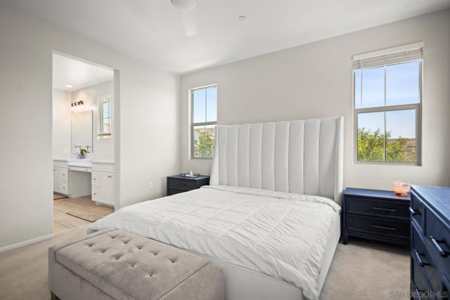 1257 Calle Datura, Chula Vista CA: https://media.crmls.org/mediaz/0d791b6b-e52e-467a-9534-ede2768e1bec.jpg