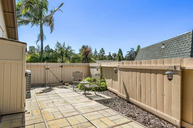 Image 29 of 33 For 3964 Calgary Ave