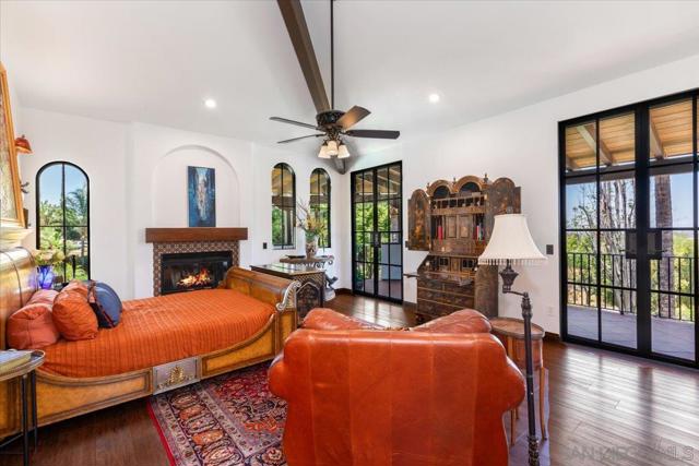 2103 Sunnyside Ave, El Cajon CA: https://media.crmls.org/mediaz/0d7a3f48-66b4-4aab-9422-48830054b4c3.jpg