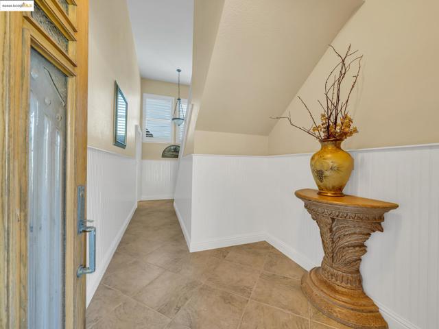 17035 TERMINOUS RD, Isleton CA: https://media.crmls.org/mediaz/0d7ad45e-8fdd-47ec-8b0b-30693df4ec7f.jpg