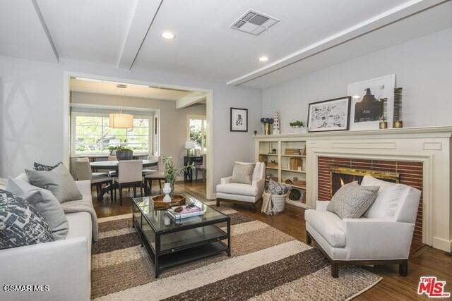 EBB19961-C07E-4BCF-8730-26949FE0ADFB