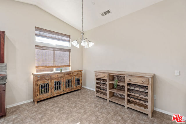 17794 Cabazon Road, Apple Valley CA: https://media.crmls.org/mediaz/0d7d26e2-1d12-408c-b8e2-6a822eec6fbd.jpg