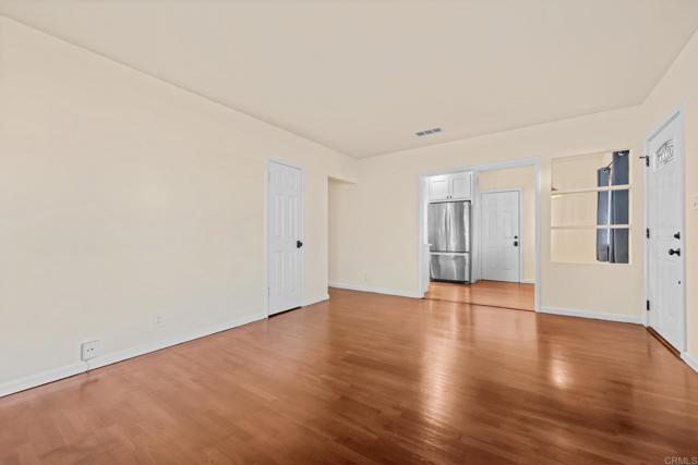 Detail Gallery Image 5 of 38 For 579 Calla Ave, Imperial Beach,  CA 91932 - 3 Beds | 2 Baths