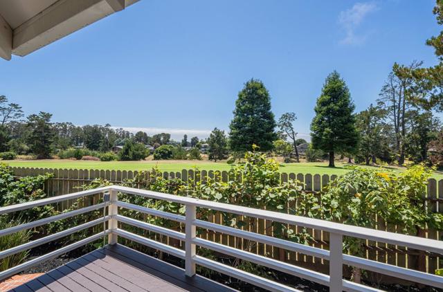 175 Tamarack Drive, Aptos CA: https://media.crmls.org/mediaz/0d7dd18e-9656-4d26-bae9-97f3cf90ce80.jpg
