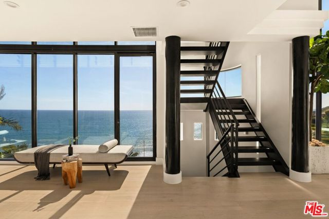 Image 5 of 15 For 17824 Castellammare Drive