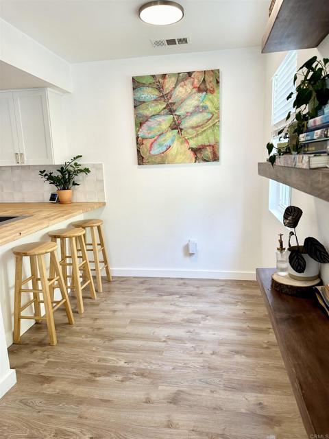 10525 Flora Verda Court, Santee CA: https://media.crmls.org/mediaz/0d7eea8c-cf21-4292-a34c-47e8177bd12e.jpg