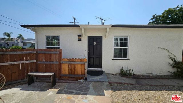 2615 W Edgehill, Los Angeles CA: https://media.crmls.org/mediaz/0d7f02e6-c6e9-4200-829f-91f4c1116f6a.jpg