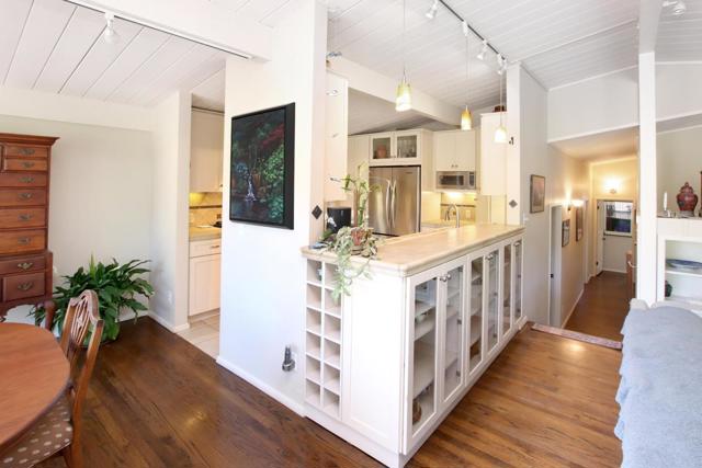 620 Rio Del Mar Boulevard, Aptos CA: https://media.crmls.org/mediaz/0d7f3f9c-a8dc-4937-a320-bc8aae7e582a.jpg