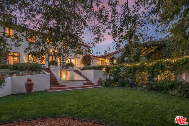 Image 5 of 43 For 2464 Catalina Street