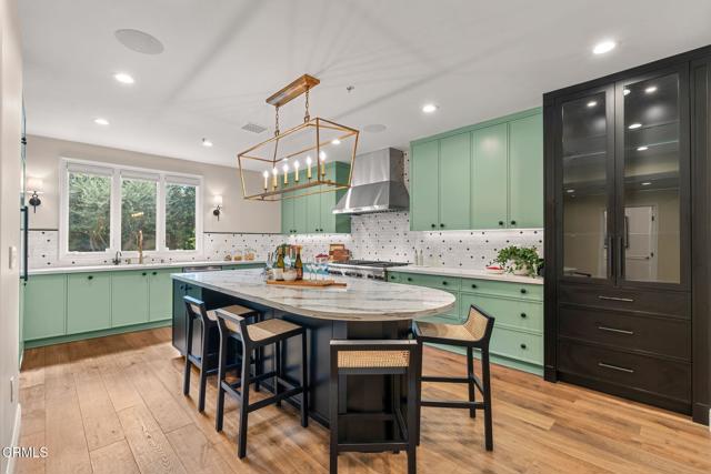 Detail Gallery Image 5 of 29 For 108 S El Molino Ave #106,  Pasadena,  CA 91101 - 3 Beds | 2/1 Baths