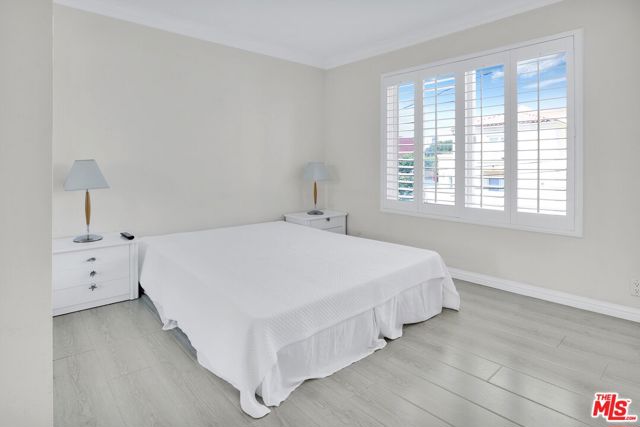 2308 Schader Drive, Santa Monica CA: https://media.crmls.org/mediaz/0d81e6a2-67ac-43bf-a2cd-8cefef593936.jpg