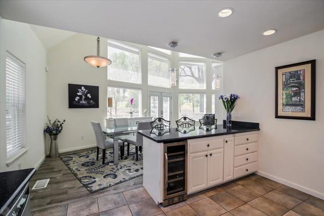 20944 Woodside Way, Groveland CA: https://media.crmls.org/mediaz/0d827ff3-418b-4576-9c5a-c53c01715ee2.jpg