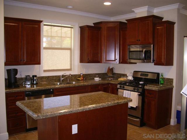 3012 Rosecrans St, San Diego CA: https://media.crmls.org/mediaz/0d8297d6-7c17-4b9d-8f04-b3ce3e7a8529.jpg