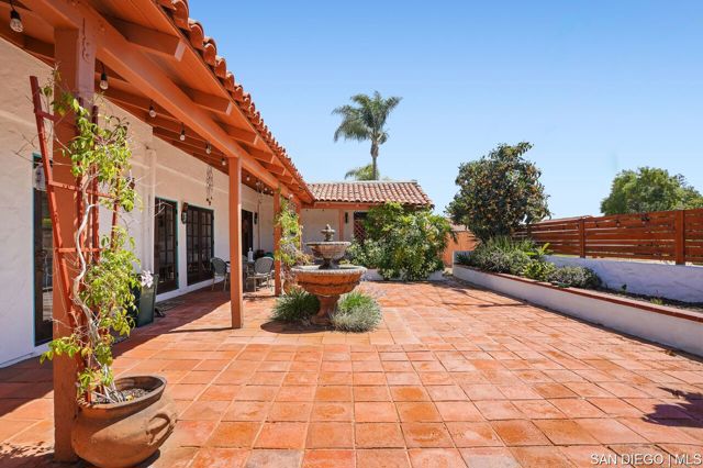 3342 RIO VISTA 3342 Rio Vista Dr, Bonita CA: https://media.crmls.org/mediaz/0d83f6cf-d035-432f-9325-227e1af1d8a3.jpg