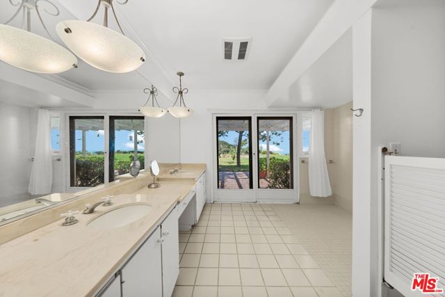 Drew Fenton | 370 Surfview Drive Pacific Palisades CA | MLS: 7385263 Drew Fenton | 370 Surfview Drive Pacific Palisades CA | MLS: 7385263