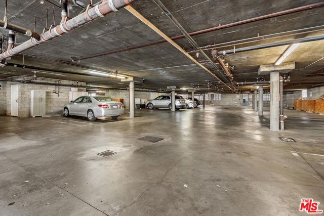 Image 13 of 15 For 5437 Corteen Place 212