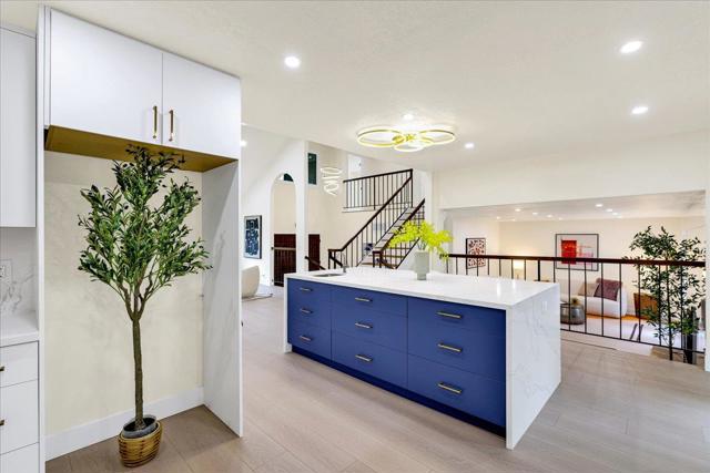 6586 Woodcliff Court, San Jose CA: https://media.crmls.org/mediaz/0d86fd6e-4e5c-450f-9494-6236eb277c3d.jpg