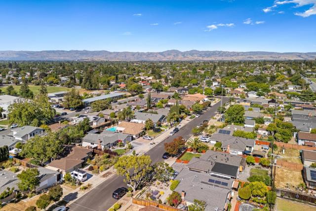 1925 Adelaide Way, San Jose CA: https://media.crmls.org/mediaz/0d8900e0-061e-46b9-8ce3-dcf3e23e9e68.jpg