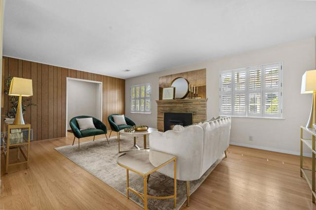 678 Chimalus Drive, Palo Alto CA: https://media.crmls.org/mediaz/0d8969d9-44b8-4b96-99f4-0dc9b31d9726.jpg