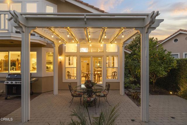 2106 Fox Den Court, Oxnard CA: https://media.crmls.org/mediaz/0d89b012-7609-479c-b8ff-7e805eda8ed8.jpg