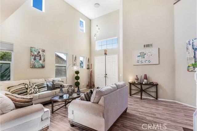 Image 10 of 27 For 79910 Camden Drive Drive