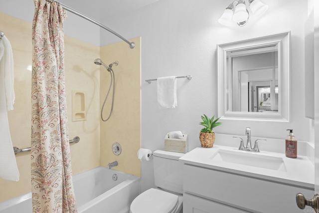 Detail Gallery Image 28 of 38 For 7071 Barker Way, San Diego,  CA 92119 - 4 Beds | 3 Baths